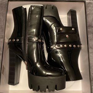 Azalea Wang shiny black biker type platform boots